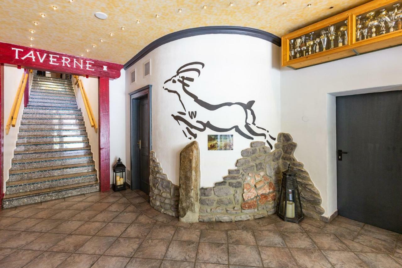 Party Hotel Taverne โอเบอร์เทาเอิร์น ภายนอก รูปภาพ