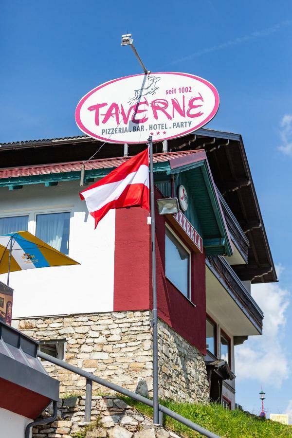 Party Hotel Taverne โอเบอร์เทาเอิร์น ภายนอก รูปภาพ